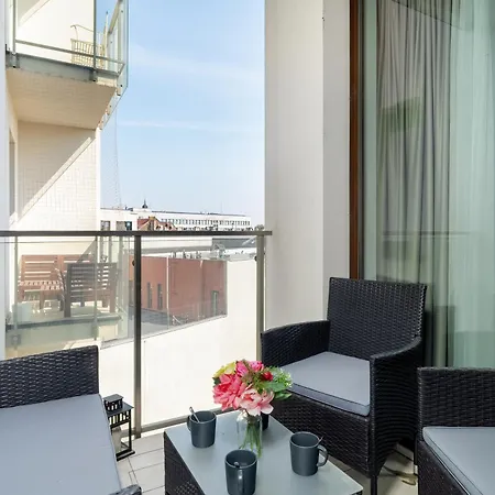 Rodzinne Dla 5 Osob Klimatyzacja By Renters Διαμέρισμα