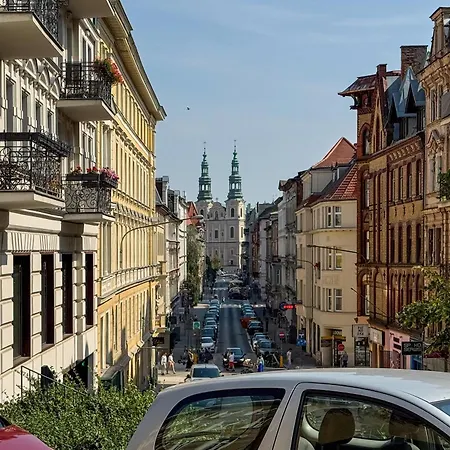 Rodzinne Dla 5 Osob Klimatyzacja By Renters Lägenhet